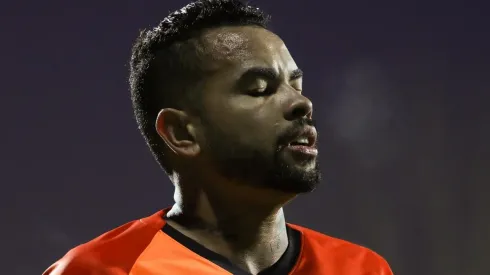 (Photo by Ahmad Mora/DeFodi Images via Getty Images) - Dentinho vai ser adversário do Timãop em 2022.