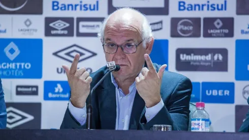 Lucas Uebel/Grêmio/Divulgação - Romildo Bolzan Júnior: presidente pode receber proposta por jovem talento em breve