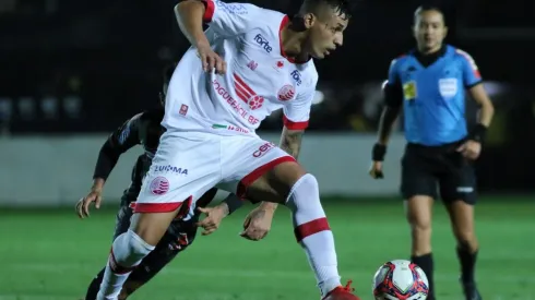 Foto: Joao Vitor Rezende Borba/AGIF - Marciel é o novo reforço do Remo para a temporada