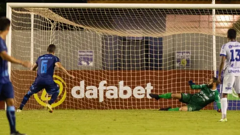 Foto: Marcos Zanutto/AGIF - Eltinho é um dos que serão poupados por Vinícius Eutrópio no estadual