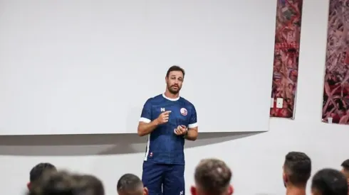 Após eliminação, Felipe Conceição lamenta e dá caminho para Náutico se reerguer: