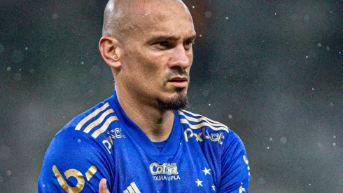 Foto: Cris Mattos / Staff Images - Maicon teria acertado sua permanência no Cruzeiro para ganhar R$ 160 mil mensais, informa Héverton Guimarães