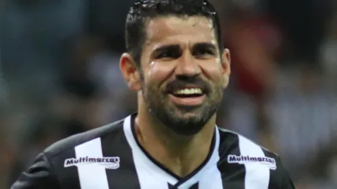 Foto: Fernando Moreno/AGIF - Diego Costa teve situação com o Corinthians dedurada