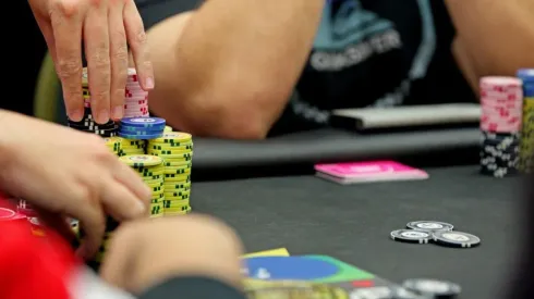 O slowroll não é uma boa atitude no poker (Foto: BSOP)