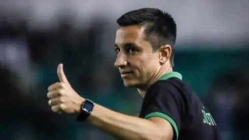 Para duelo da Copa do Brasil, Barros promove mudanças e estreias no Juventude: