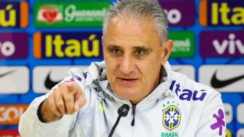 Foto: Pedro H. Tesch/AGIF - Tite ainda pode ter novidades no Brasil.