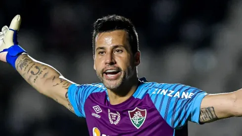 - O arqueiro elogiou a torcida presente no estádio