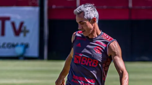 - O técnico ficou impressionado com o desempenho do volante nos treinamentos