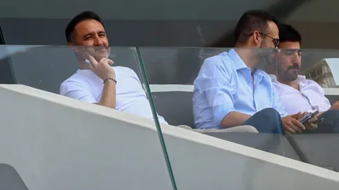 Foto: Marcello Zambrana/AGIF - Vitor Pereira faz sua estreia neste sábado contra o São Paulo