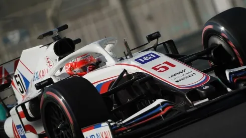 Foto: Hasan Bratic/DeFodi Images via Getty Images - Pietro Fittipaldi substituiu Nikita Mazepin nos testes após a temporada de 2021 em Abu Dhabi.