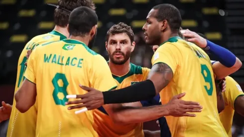 Foto Gaspar Nóbrega/COB - Jogadores da seleção masculina de vôlei