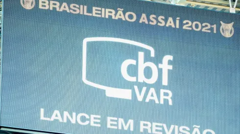 Pedro H. Tesch/AGIF – Árbitro de Santos x Botafogo queria VAR em 1995