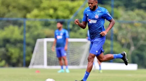 Reprodução/Bahia - Cirino deixa o Bahia e é cornetado pela torcida