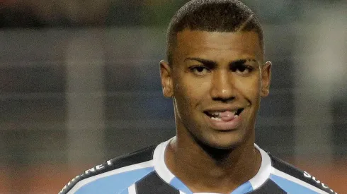 Foto:Daniel Vorley/AGIF - Walace também iniciou na base e se destacou bem jovem.