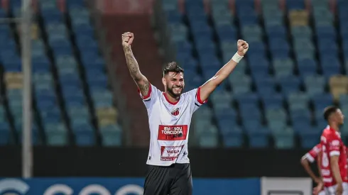 Foto: Heber Gomes/AGIF | Léo Santos vem ganhando espaço no time principal do Ituano