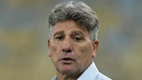 - Renato Portaluppi está desempregado