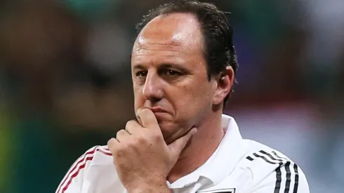 - Ceni passou pelo Fla e está atualmente no Tricolor Paulista