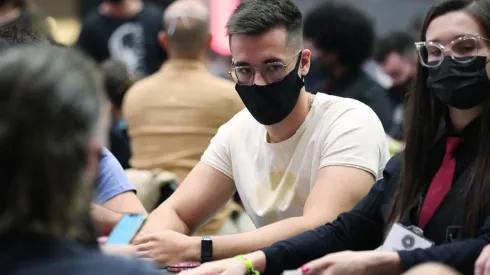 Dalton Hobold ficou com duas medalhas de prata (Foto: BSOP)