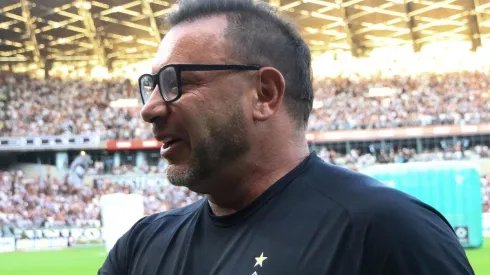 Foto: Fernando Moreno/AGIF - Antonio Mohamed tem desfalques importantes para os duelos da semifinal