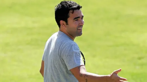 Foto: Wagner Meier/AGIF | Deco é acionado pelo Barcelona, que tem brasileiro badalado na Inglaterra na lista de interesses