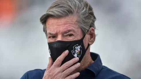 Vasco fica proibido de contratar jogadores por 6 meses; Jorge Salgado é avisado
