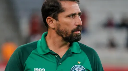 Foto: Gabriel Machado/AGIF - Morínigo: técnico manteve postura exigente mesmo após vitória do Coritiba na Arena da Baixada