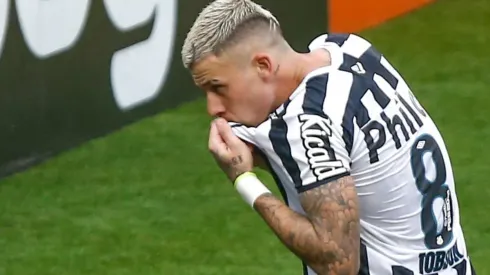 Foto: Marcello Zambrana/AGIF – Jobson pode reforçar adversário do Santos na Série A