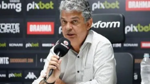 Foto: Rafael Ribeiro/Vasco | Carlos Brazildemonstrou tranquilidade sobre possivel mudança na estrutura de comando do departamento