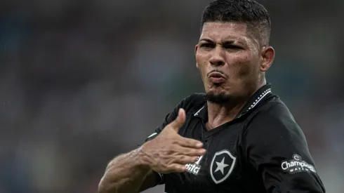 Foto: Jorge Rodrigues/AGIF | Erison foi o grande destaque da partida