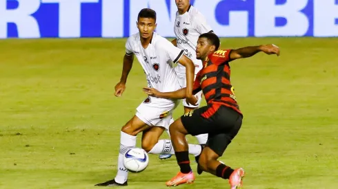 Foto: Rafael Vieira/AGIF – Gabriel Yanno abriu o jogo sobre o momento do Botafogo-PB