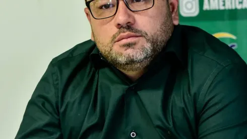 Fred Cascardo, diretor de futebol do América, avalia contratação de zagueiro que está em adversário na Série A