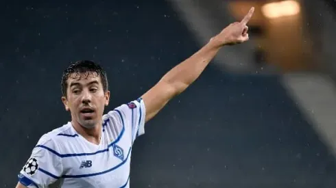 Foto: Matteo Cogliati/Soccrates/Getty Images - De Pena tem contrato no Dínamo até dezembro e guerra no Leste Europeu faz uruguaio querer ficar no Brasil