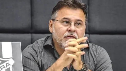 Foto: Felipe Santos/CearaSC.com - Robinson de Castro, presidente do Ceará