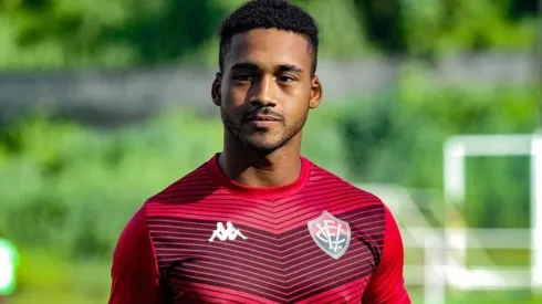 Foto: Letícia Martins / ECV | Carlos foi revelado pelo Vitória, mas está emprestado pela Jacuipense