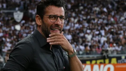 Foto: Fernando Moreno/AGIF – Valentim tem desfalques e dúvidas no Athletico para estreia na Libertadores