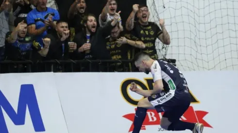 Foto: Maurício Moreira e Juliano Schmidt – Liga Nacional de Futsal está pegando fogo neste início de campeonato