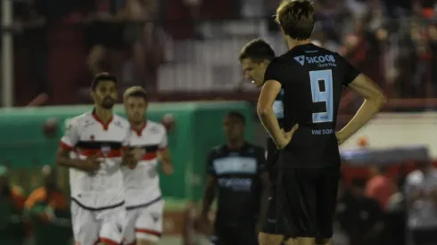 Foto: Heber Gomes/AGIF – Léo Passos defendeu o Londrina em 2019