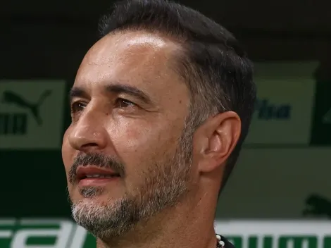 Corinthians 'abre o bolso' e fecha com gringo de 27 anos para Vítor Pereira