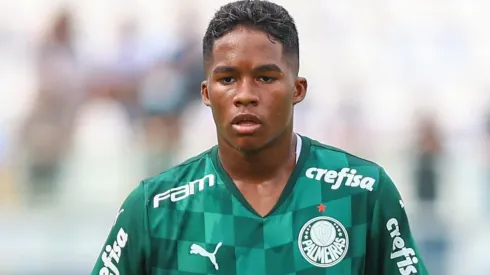 Barcelona manda olheiro para monitorar Endrick na estreia pela Seleção; Veja