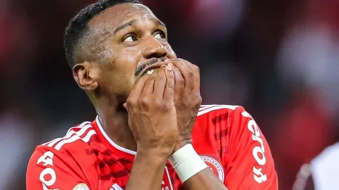 Foto: Pedro H. Tesch/AGIF – Edenilson chegou ao Internacional em 2017