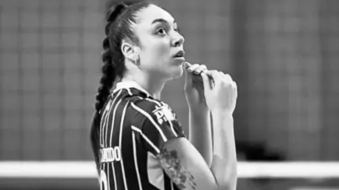 Reprodução / Instagram Gabi Cândido/ "Estou impossibilitada de praticar atividades físicas"; Gabi Cândido pede dispensa da seleção por motivos de saúde.