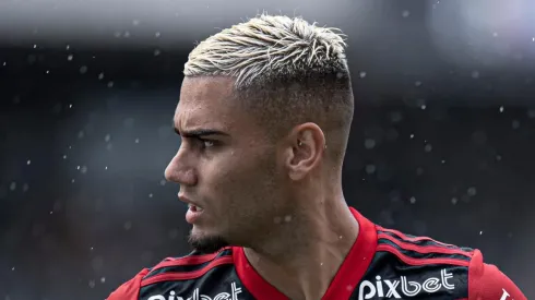 - Andreas Pereira com a camisa do Fla
