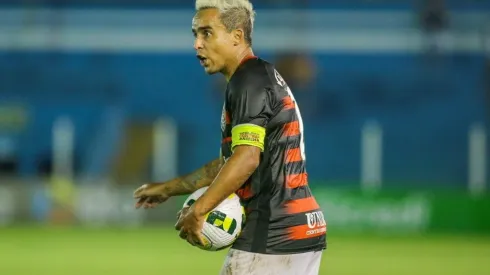 Foto: Fernando Torres/AGIF – Jadson deve fazer sua estreia na Série C