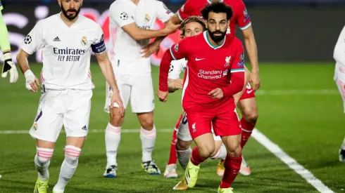 Adversários na Liga dos Campeões da temporada passada, Benzema e Salah podem ser os únicos reais candidatos à Bola de Ouro deste ano a seguir na Champions League desta edição