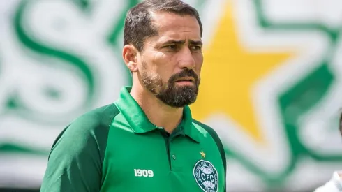 Foto: Robson Mafra/AGIF - Pupilo de Gustavo Morínigo quase acertou com rival da Série A