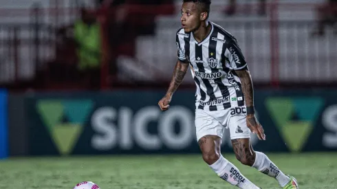 Tchê Tchê fez parte do elenco do Atlético-MG, campeão da Copa do Brasil, Campeonato Brasileiro e Supercopa do Brasil, antes de chegar ao Botafogo. / Foto: Heber Gomes/AGIF