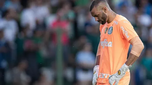 Foto: Heber Gomes/AGIF | Caio Vinicius teria cometido falta em cima de Weverton