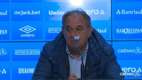 Foto: Reprodução Grêmio TV/YouTube | Denis faz cobranças ao Grêmio