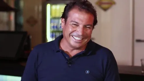 Foto: Reprodução YouTube/Alê Oliveira | Luizão concede entrevista no