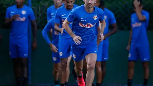 Léo Ortiz é uma das maiores referências do Braga e deve estar em campo diante do Goiás